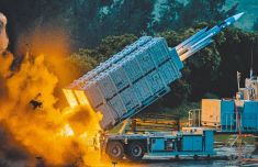 台军“雄三飞弹”校正经纬仪被爆送山东青岛维修