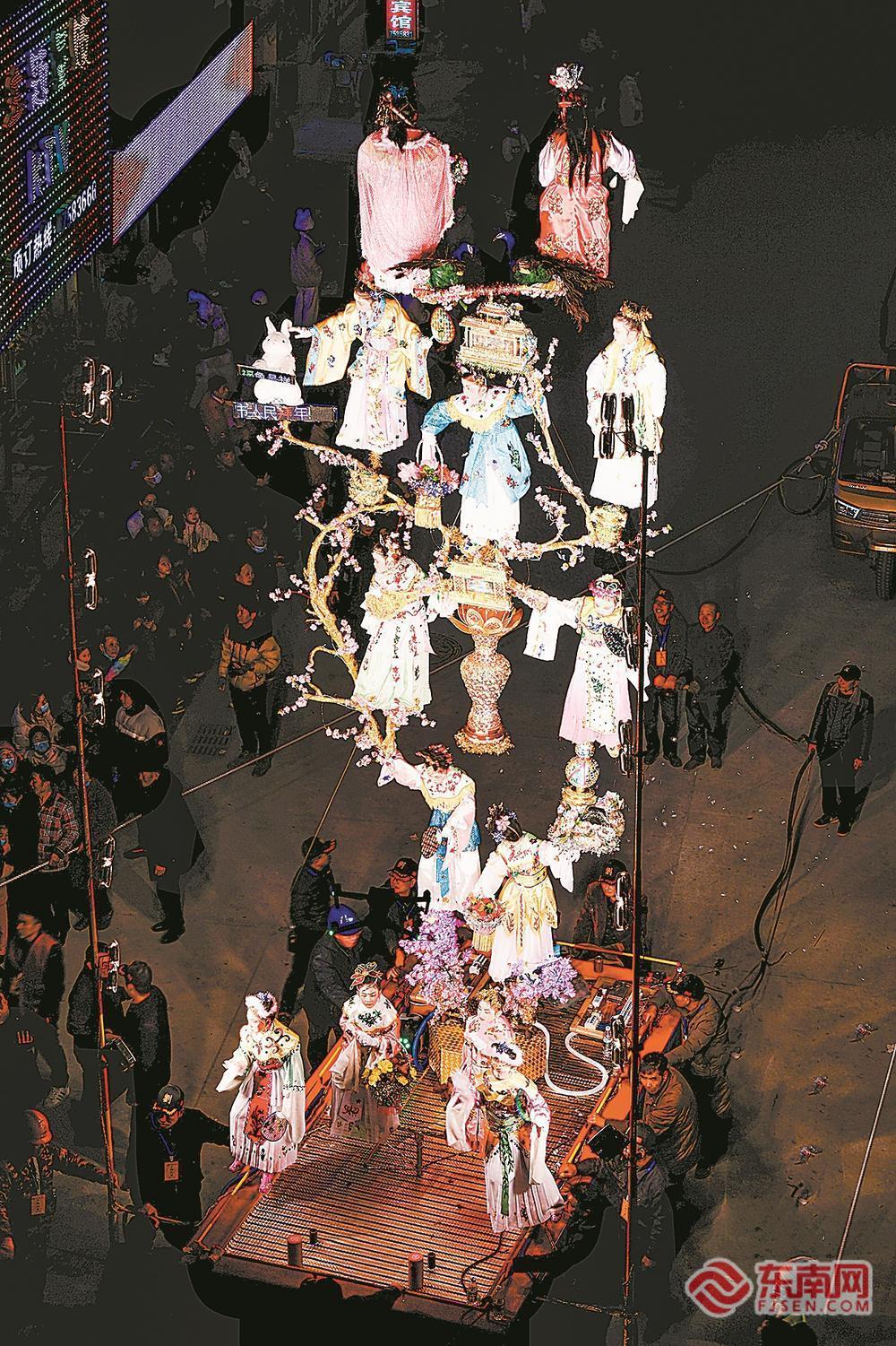 �˻����ʹھ�ɽ��������Ϯ�������޷ɳ�