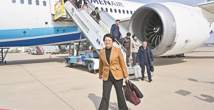 福建省全國人大代表和全國政協(xié)委員抵京