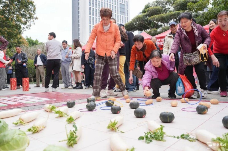 2026年“我们的节日·拗九节”晋安专场在光明港公园温情启幕。记者 包华 摄