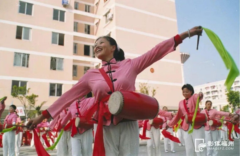 新店腰鼓（资料图）。记者 张旭阳 摄