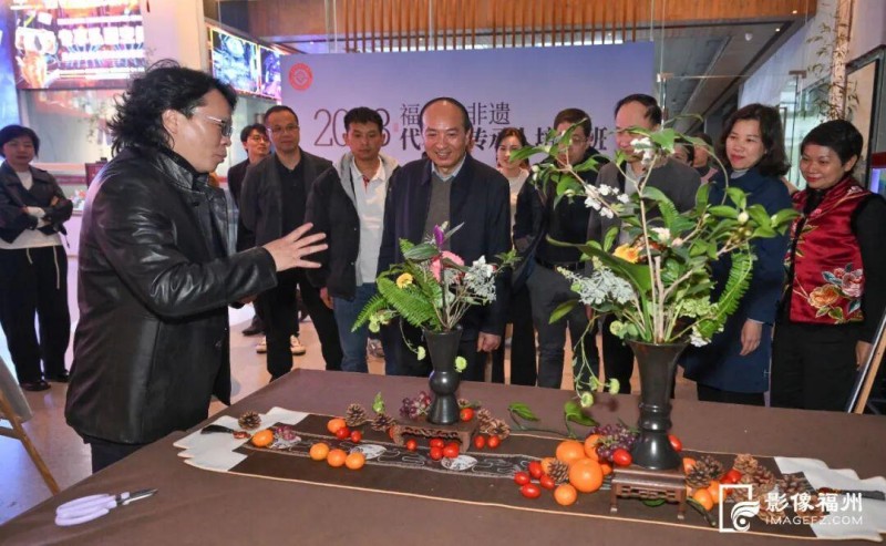 岁时清供摆件艺术。记者 张旭阳 摄