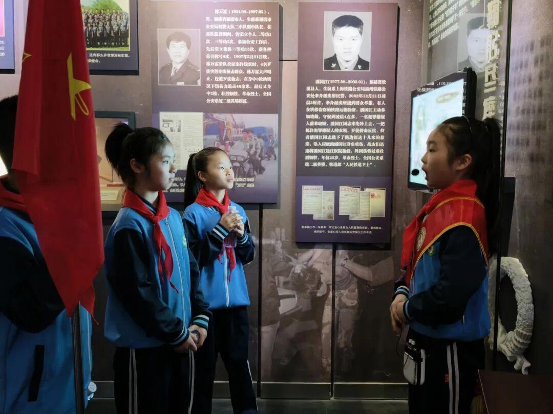 清明有追思，校园有温暖！晋安学子在缅怀中铭记