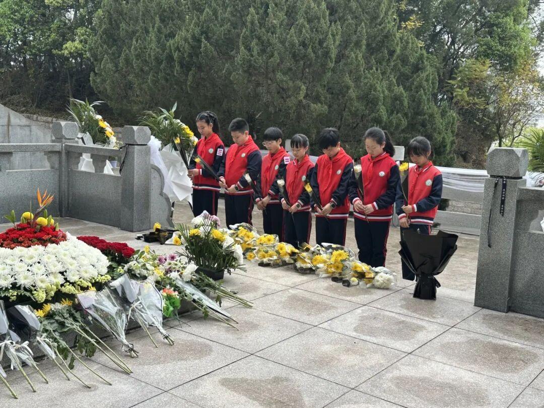 清明有追思，校园有温暖！晋安学子在缅怀中铭记