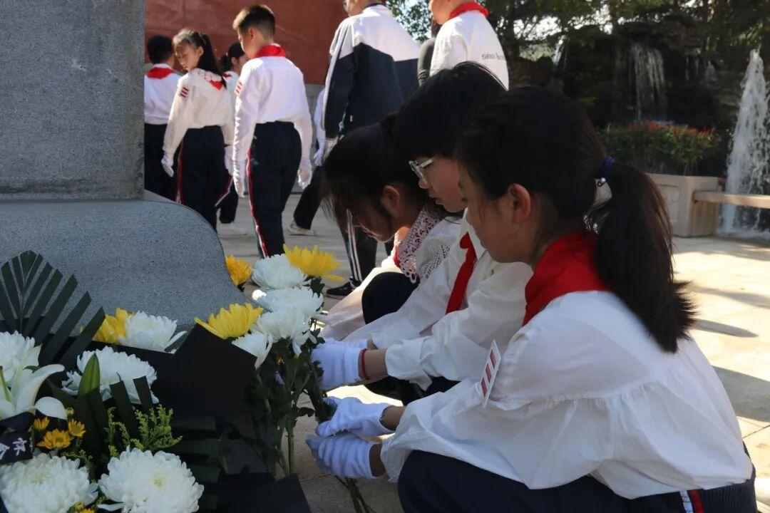清明有追思，校园有温暖！晋安学子在缅怀中铭记