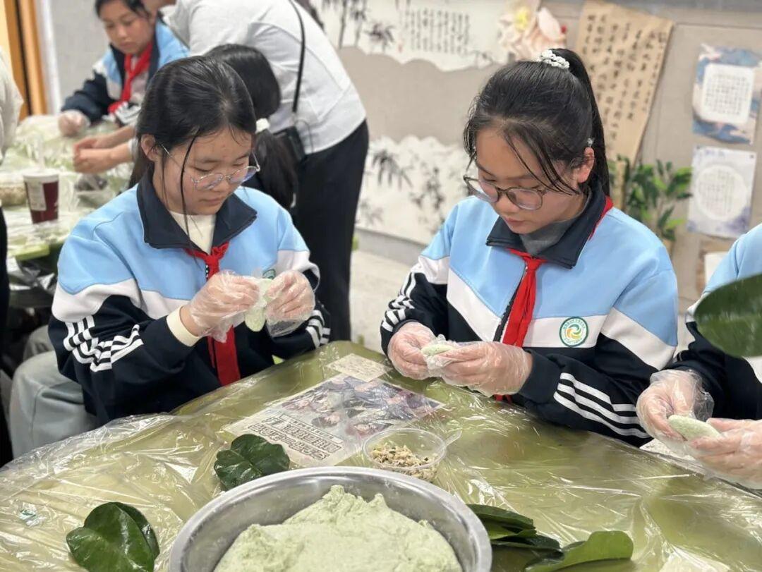 清明有追思，校园有温暖！晋安学子在缅怀中铭记