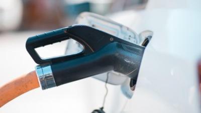 国家继续对成品油价格采取调控措施