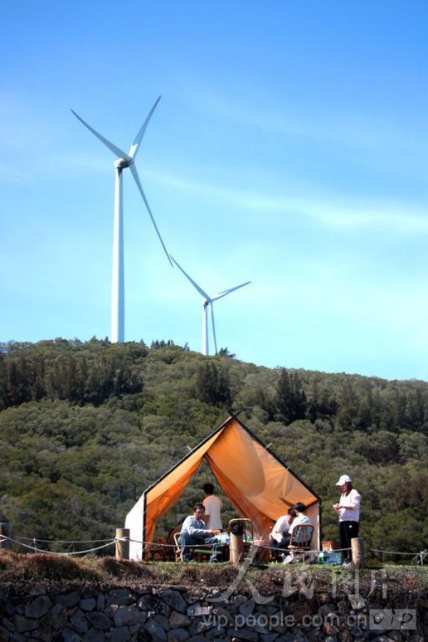连江县黄岐镇古石村，风光旖旎，吸引不少游客前来休闲观光。