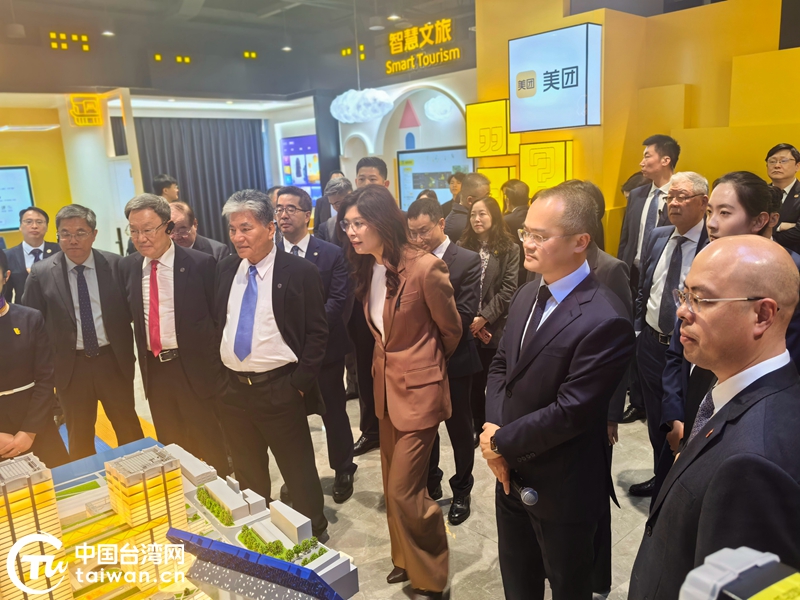 郑丽文一行参访美团 点赞大陆科技创新与民生应用