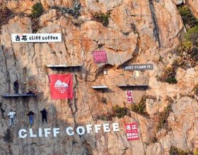 福建福州：古村焕新颜 滨海添生机