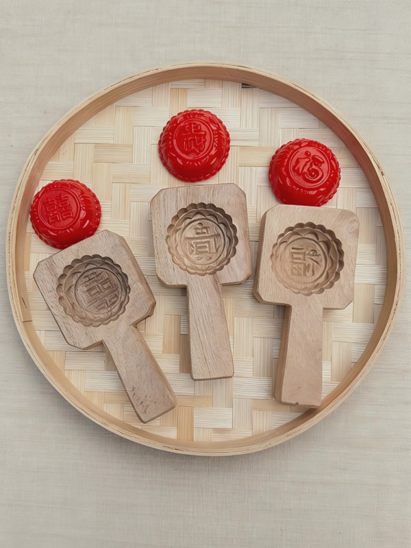 本周五(4月10日)晚,湄洲日报主播将走进兴化府历史文化街区,正式开启《我在古街学手艺》第一期直播,带你解锁传统与潮流碰撞的乐趣。