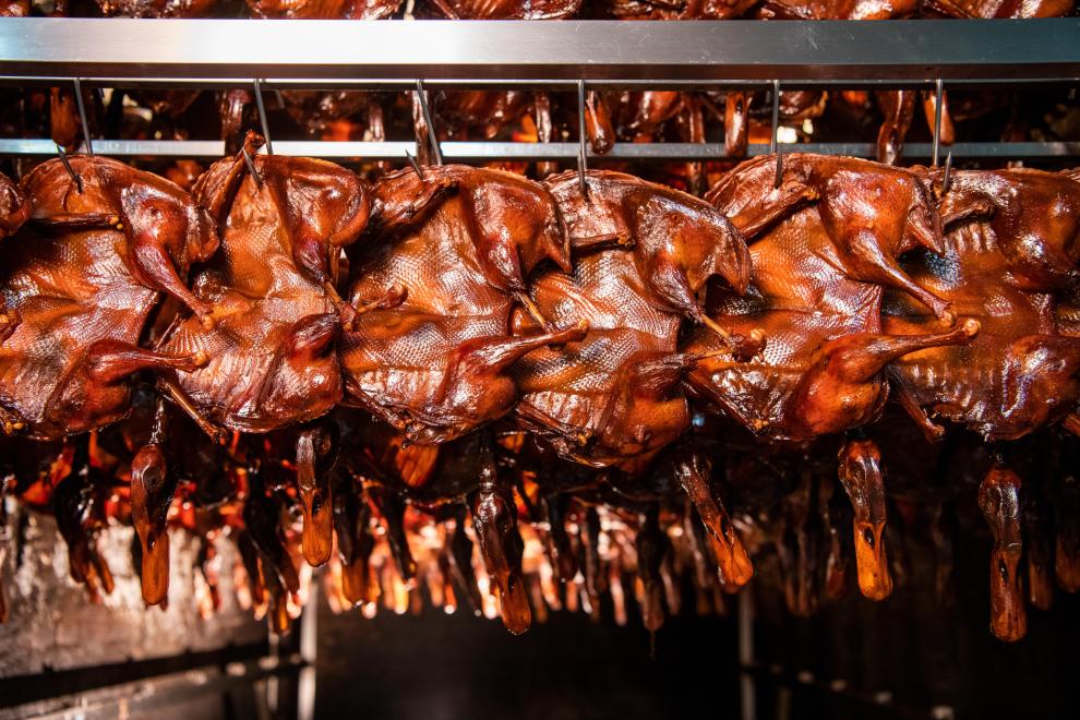 “酱板鸭”刷屏两岸 美食连接同胞情感