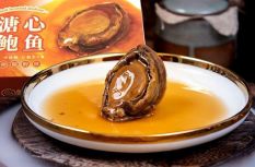 搶“鮮”上市！連江春鮑加工開足馬力趕生產