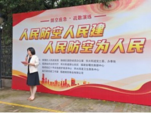 屏山社区开展人防应急疏散演练以练筑防守护居民平安