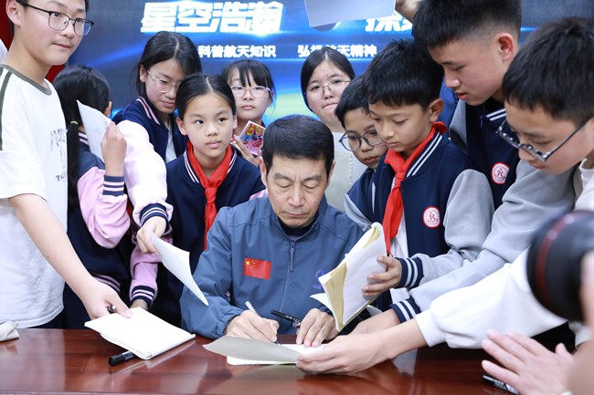 泉州开发区实验学校：为随迁子女插上梦想翅膀