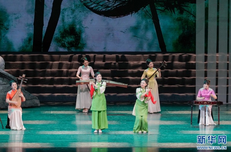 福州伬艺节目《金厝边 银乡里》，宣传国家安定是小家安全的保障。新华网 蒋巧玲 摄