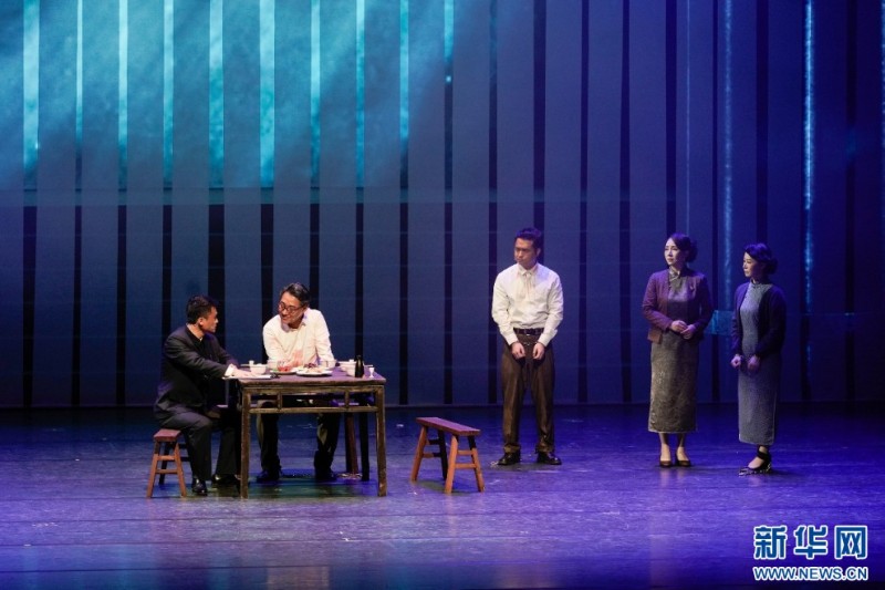 福建人民艺术剧院带来沉浸式戏剧《冷月无声——吴石传奇》。新华网 蒋巧玲 摄