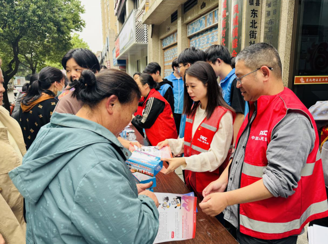 人保财险福州连江支公司：党建引领护安全 联建共建促平安