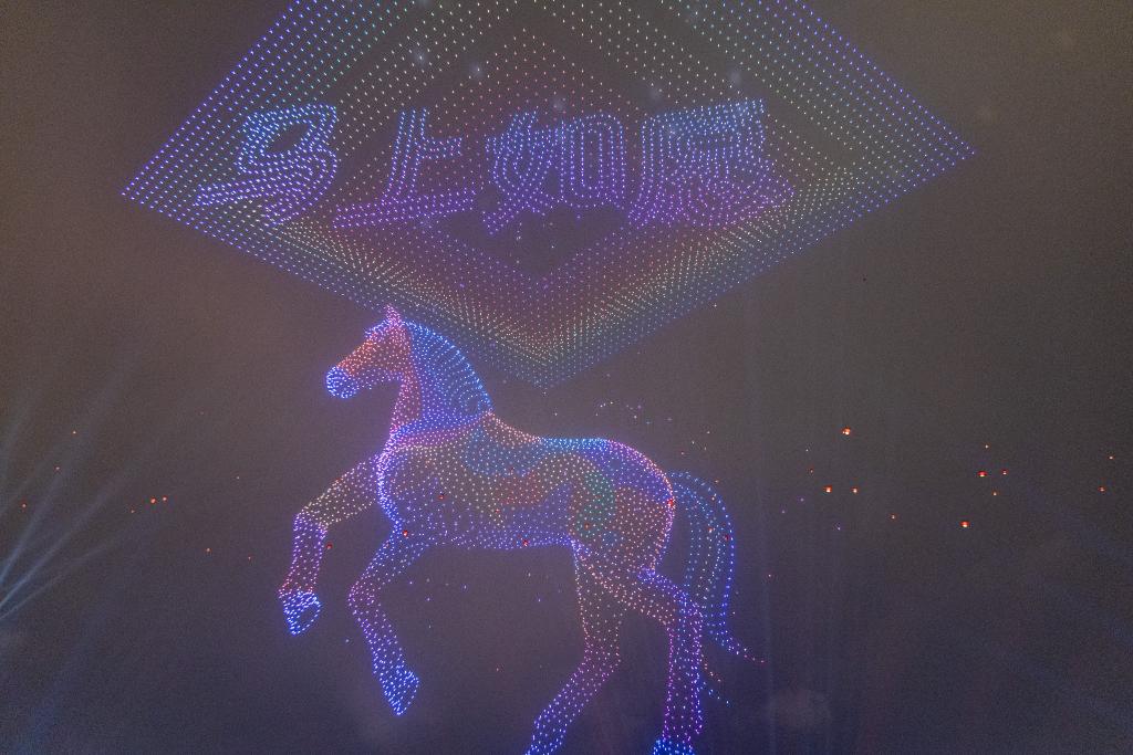 文旅转型新动向：从“经营景点”到“经营一座城”