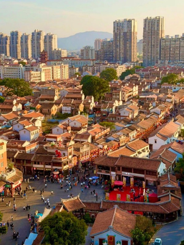 古城鸟瞰图 严洁 摄