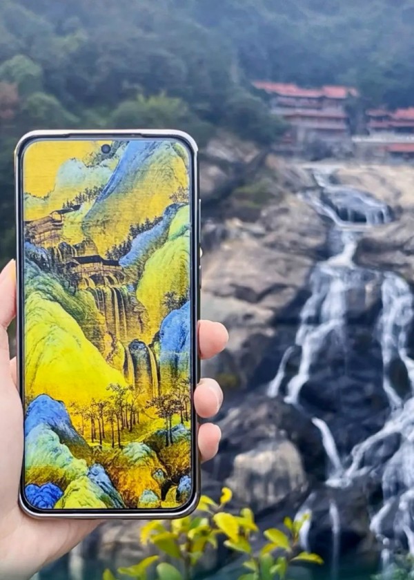 王希孟《千里江山图》与九鲤湖“同框”。赵心心 摄