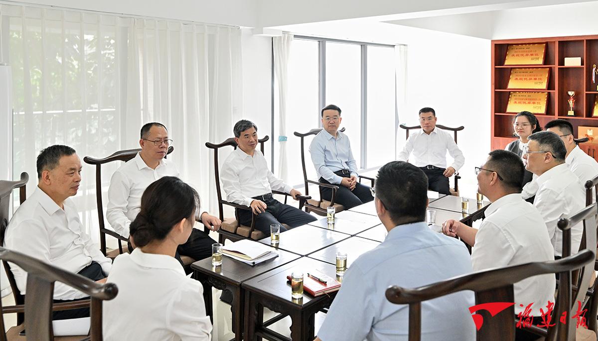 福建省委书记周祖翼到泉州调研