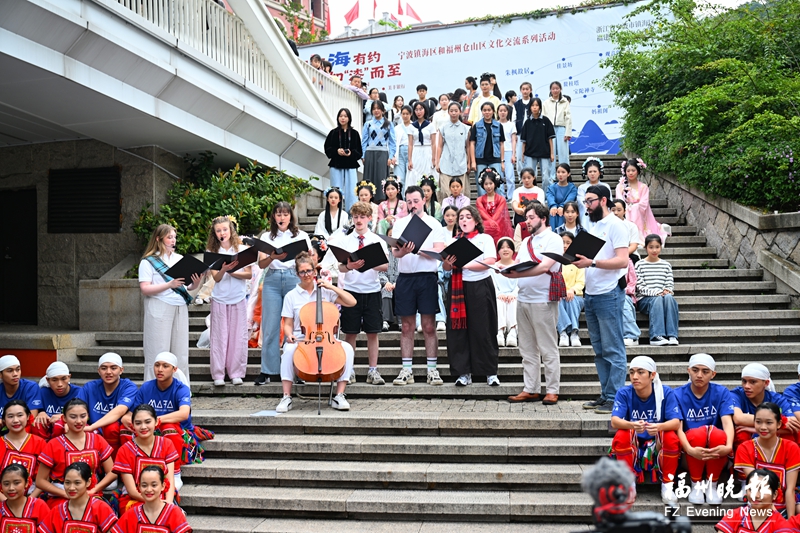 中外青少年在榕以歌会友
