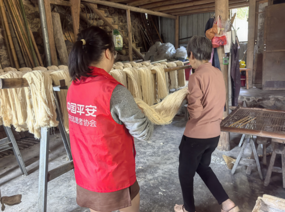 平安产险泉州中心支公司：影像记录传薪火 志愿助耕暖人心