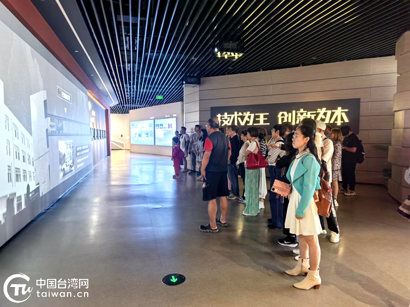 一脉相承两岸情 台胞河南行感悟文化根脉与现代科技