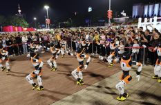 具身智能機器人路演亮相福州五一廣場