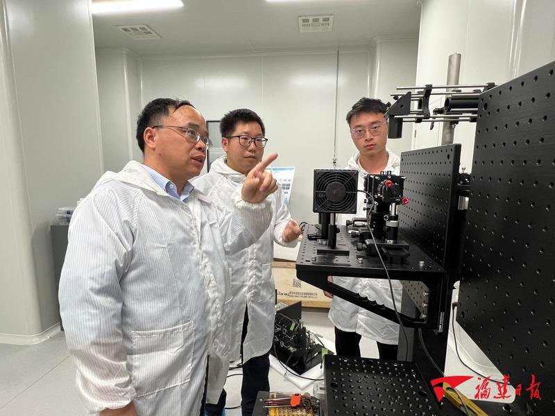 深读丨从厦门到福州，两位青年学者把冷板凳坐出了温度