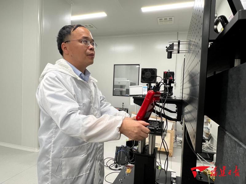 深读丨从厦门到福州，两位青年学者把冷板凳坐出了温度