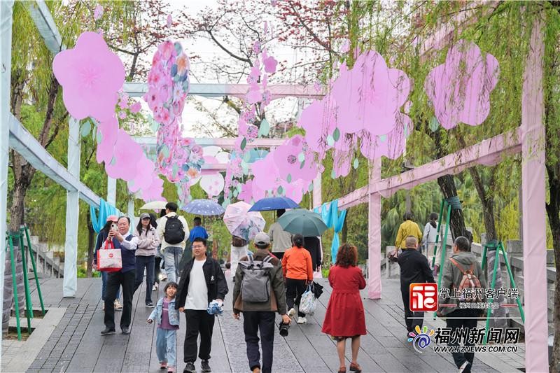 一年一度的西湖上巳节开启。记者 包华 摄