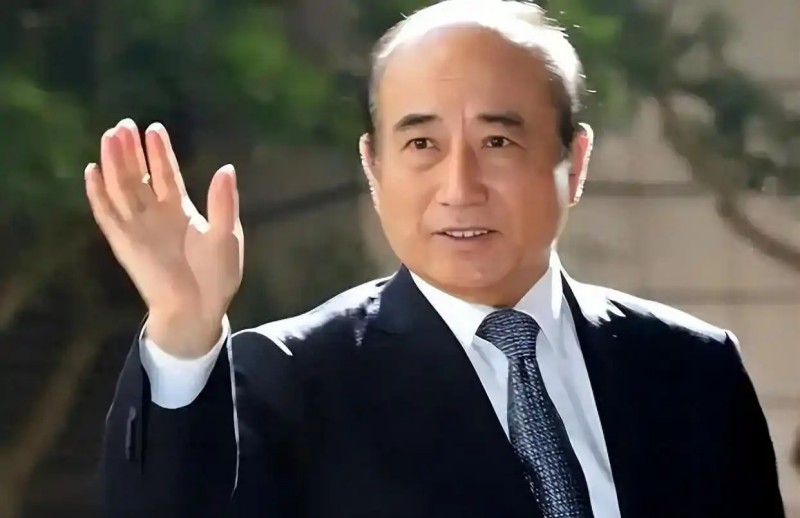 推动交流，郑丽文“巧用”王金平