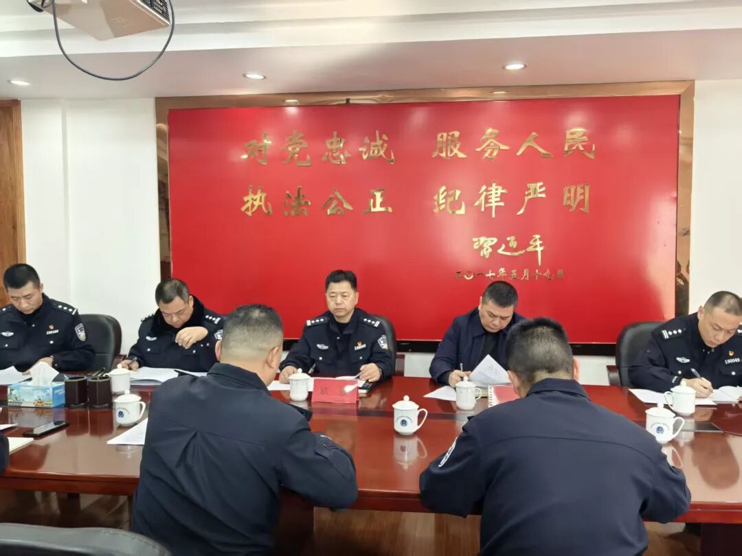 罗源县公安局：创新“微巡查”机制，强化内务条令落地