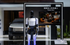 特斯拉數(shù)字峰會首秀展示AI全景生態(tài)