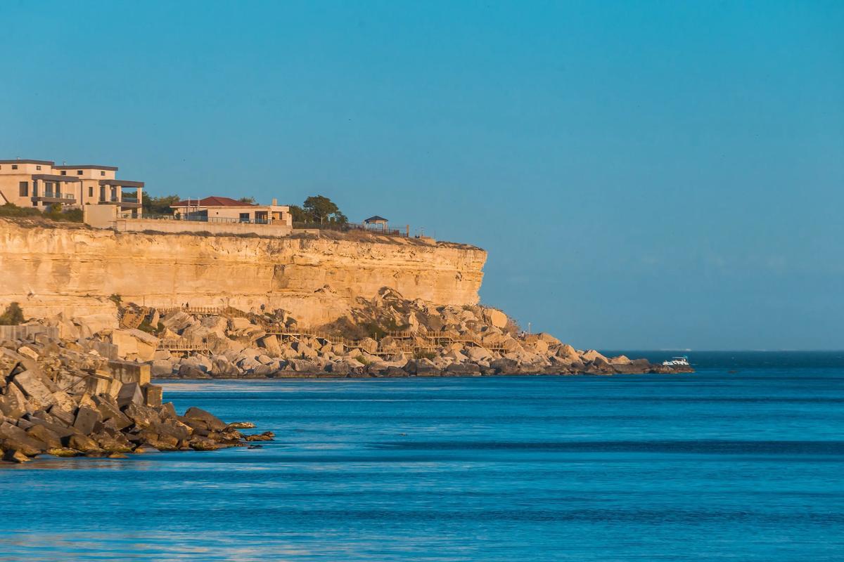 联合国：里海水位逾30年来降2米 威胁五国生计