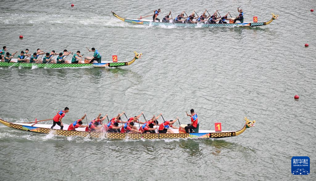 亚沙会｜龙舟男子组：中国队夺得12人龙舟100米直道赛冠军