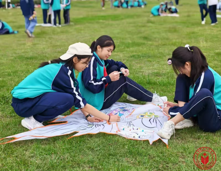 福州一学校春游收费被指不合理 校方回应