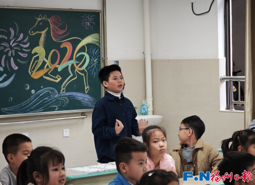 福州一年级小学生，怎么就办上了个人画展？校长这样说……