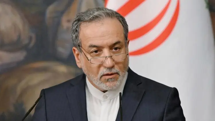 伊朗外長抵達圣彼得堡 稱伊斯蘭堡之行“很成功”