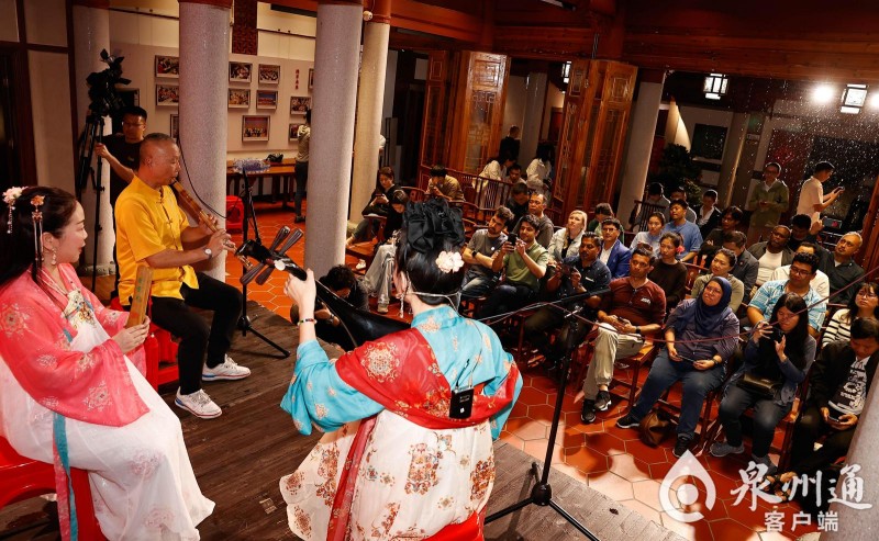 正音书院南音表演。