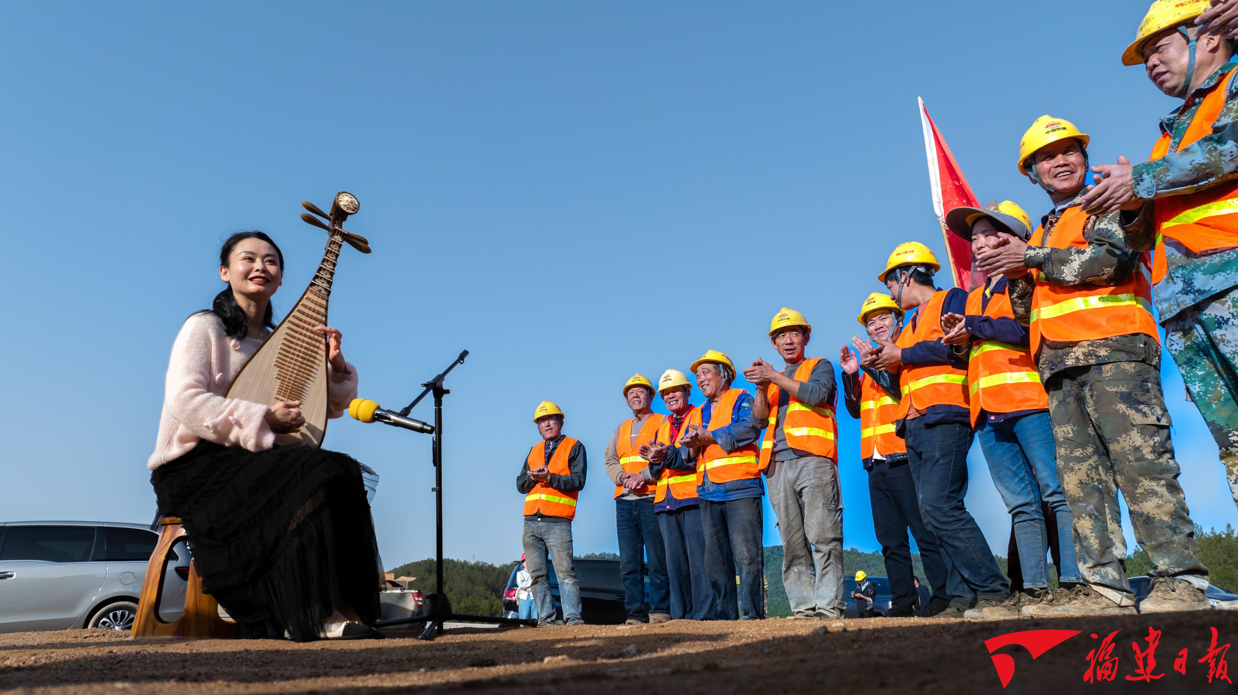 深读 | 奔赴“远山之约”