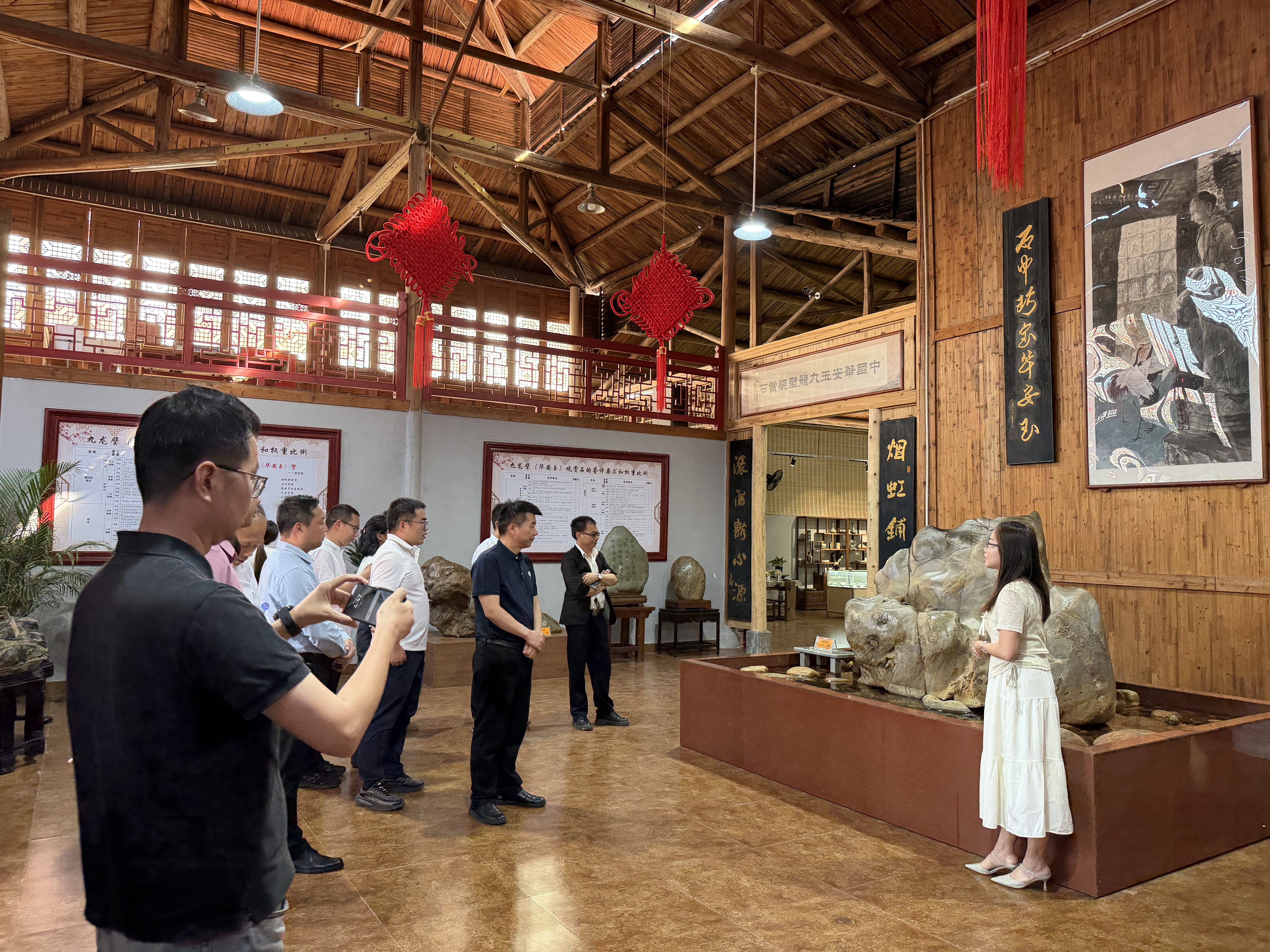 校地攜手，青春同行！華安舉辦五四青年節主題活動