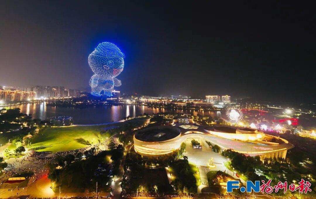 太震撼了！3333架無人機點亮福州夜空