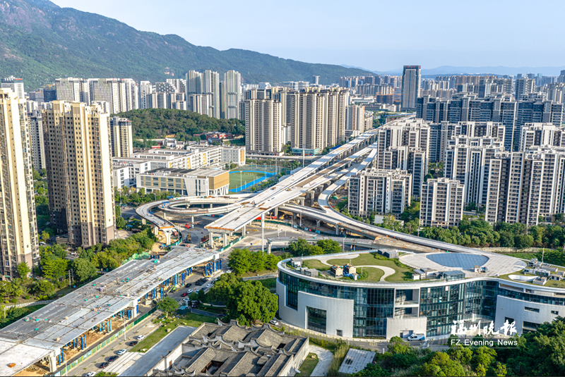 前横路快速化改造工程假期施工忙 鹤林立交5月中旬全面亮相