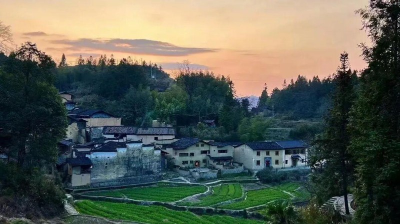 福建正用它的山海气度与人文温度，承接住这份期待。