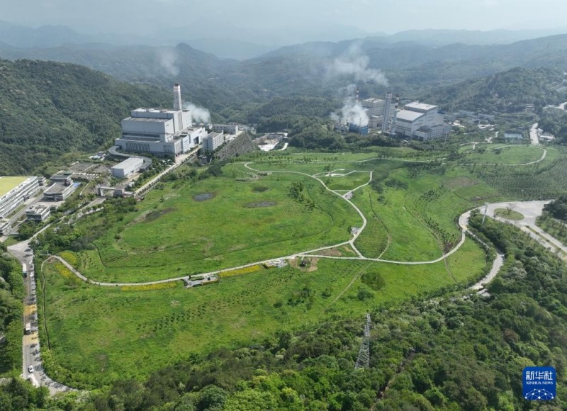 5月7日拍摄的红庙岭一期、二期填埋场完成封场与生态修复后的生态休闲公园（无人机照片）。新华社记者 林善传 摄