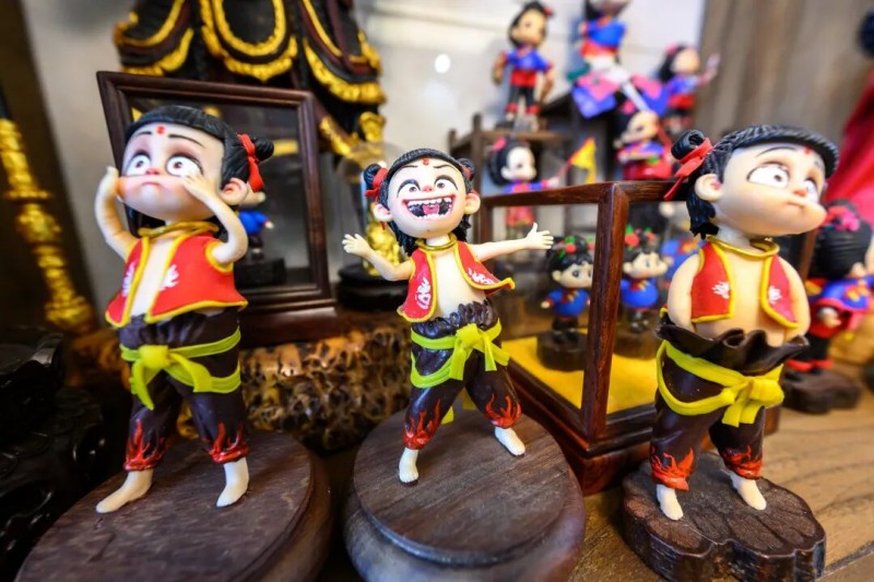 李细萍的面塑作品展示。