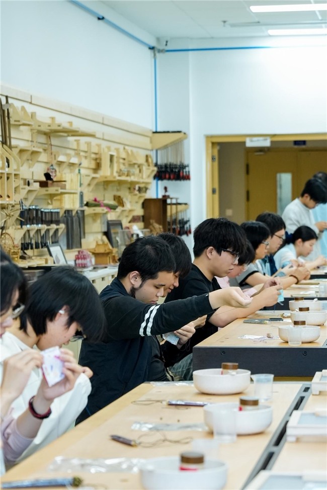 &ldquo;大国工匠&middot;工创未来&rdquo;非遗系列实践课第三期：理工思维重构沉香美学，师生共品传统香韵